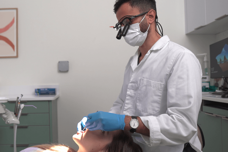 Alternative to Microscopes - SurgiTel